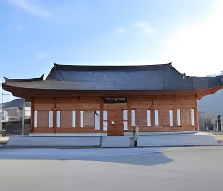 Daejanggeum Yakseongwan Sancheong