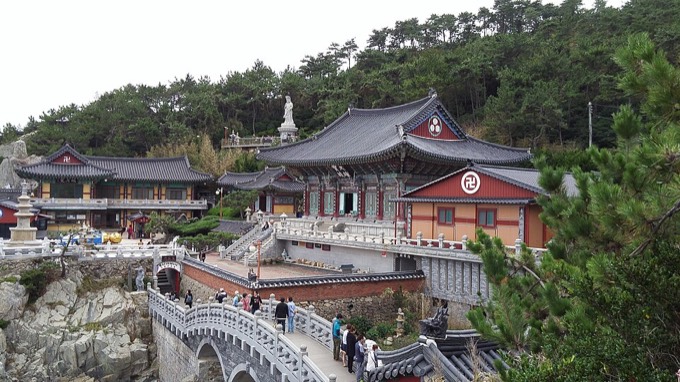 Haedong Yonggungsa Temple